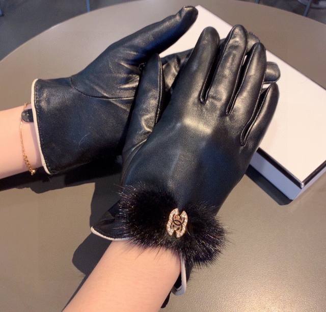 2025 New Exclusive First Release Touchscreen Women's Gloves Chanel Original Qual