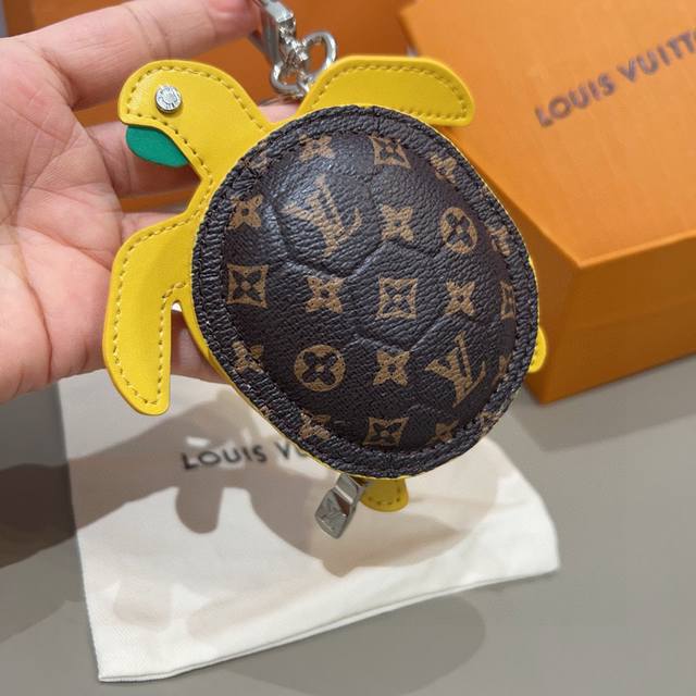 New Official Product M01471 Louis Vuitton Turtle Pouch Keychain Charm for Blueto