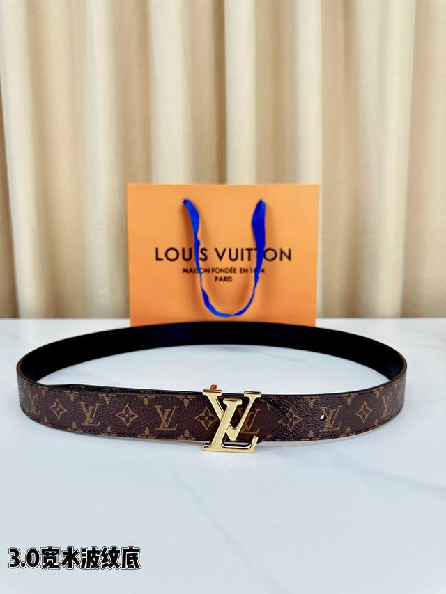 Louis Vuitton classic Monogram leather belt, 3.0 width with a wave-patterned de