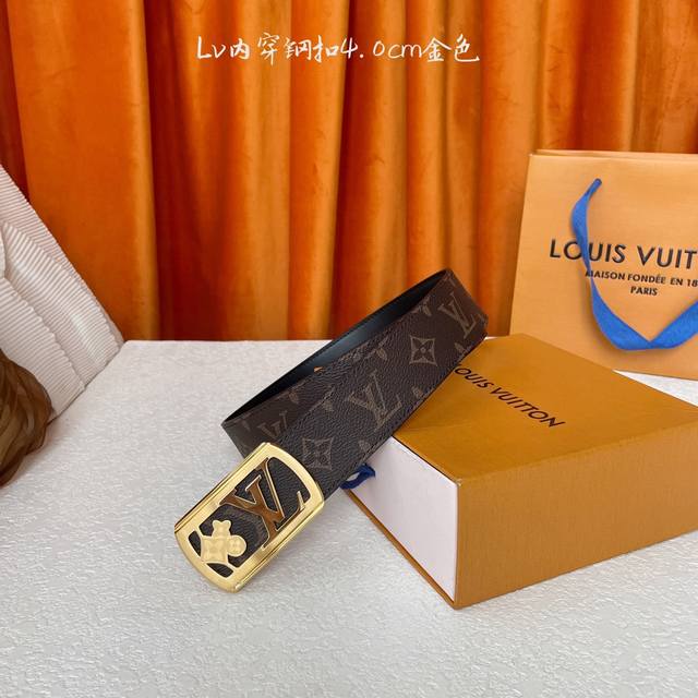 Louis Vuitton: Classic original quality, classic print, original plain sole, pai