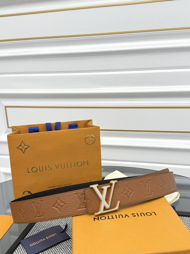 Trendy Men's Belt Selection LV New Width 4cm. The belt is made of imported Togo