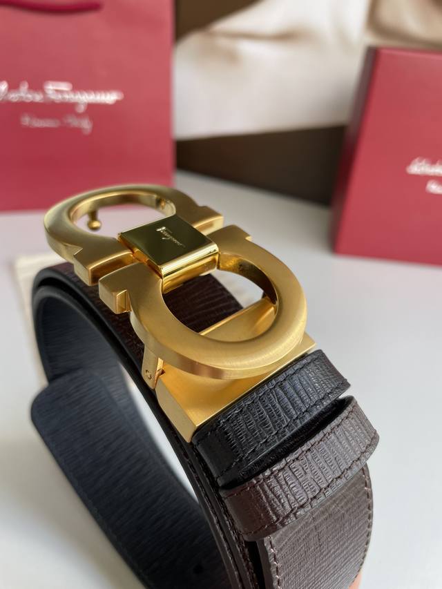 Great find! Ferragamo men's belt, genuine product from the boutique, metal buck