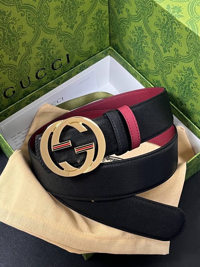 This eye-catching new men's belt is part of the 2026 Early Spring collection. T