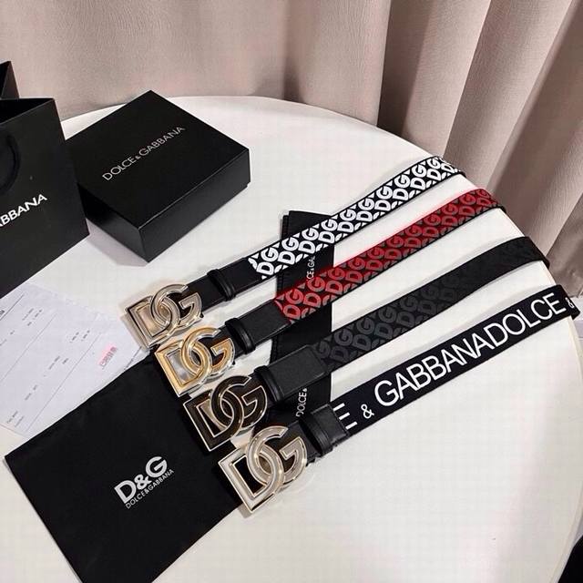 Dolce & Gabbana's new calfskin belt, an elegant and simple accessory, adorned w