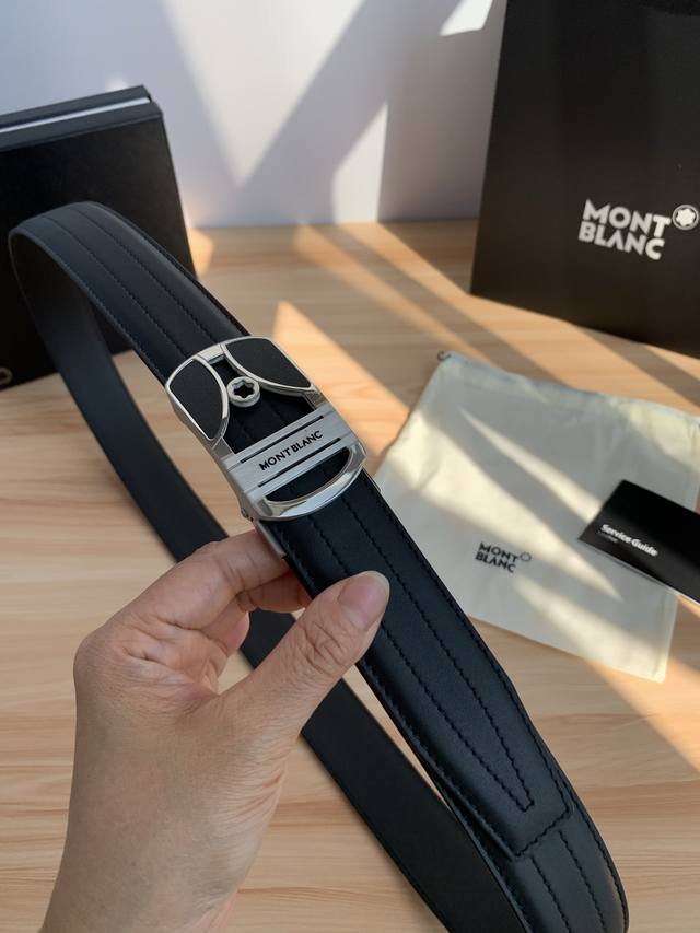 Brand: Montblanc Automatic. Description: Double-sided original leather. This bu