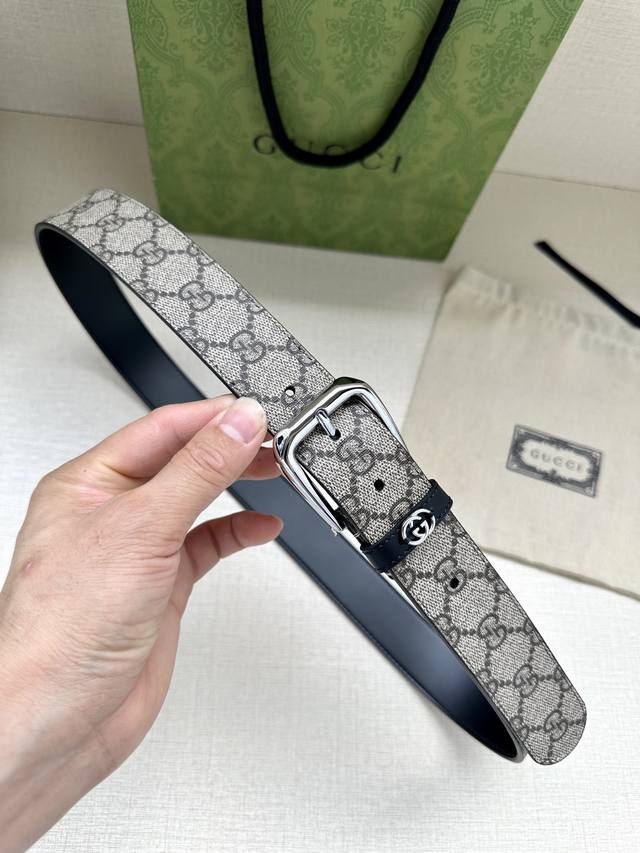 Full set of boutique gift box packaging Width 3.5Cm Gucci Gg Supreme canvas is