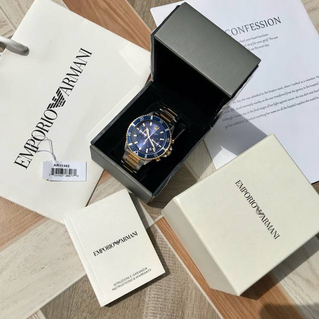 新款到！原厂阿玛尼男士腕表，Ar11362，水鬼系列，现代感与经典品味于腕间大气表露，款式时尚又复古，三盘六针，功能强悍，彰显酷雅商务型男，一如既往的精美鹰标设