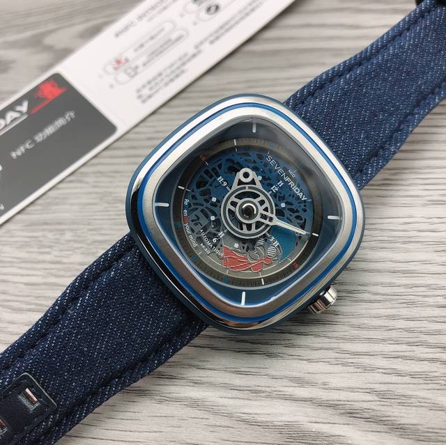 Sj出品 原单品质 七个星期五 新品上架 T1 01 Cocorico 限量版到货 印象中，公鸡并不是令人望而生畏的动物，但这只高卢公鸡，却已成为法式风格的象征