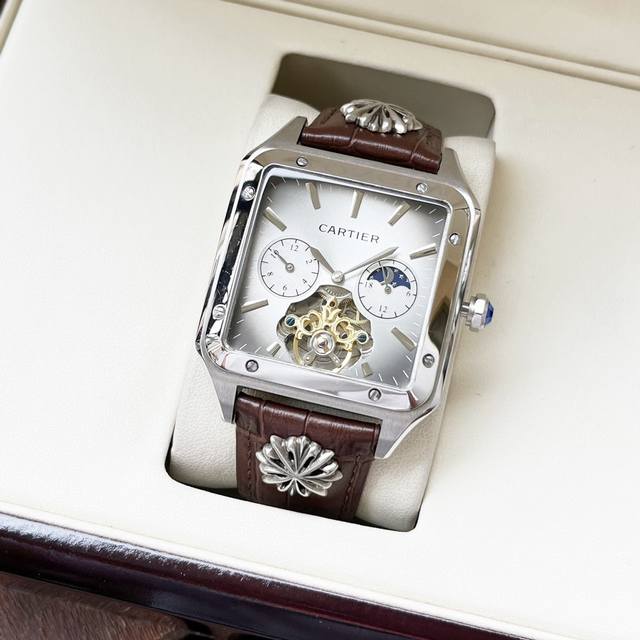 全新风格 经典热卖 卡地亚-Cartier 男士腕表 全自动机械机芯 矿物强化玻璃 316L精钢表壳 真皮表带 时尚休闲 商务必备 尺寸:直径44Mm 厚度12