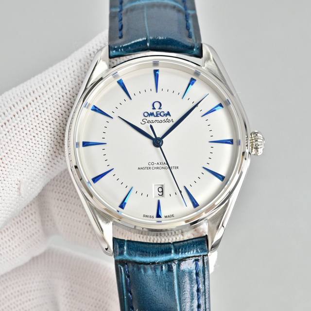 Vs出品 推出一款特别系列都市版腕表瑞士精品店独家限量。团队耗时12个月打造完毕 新款腕表限量1,291枚 纪念瑞士联邦诞生的年份 ，表壳侧面均镌刻专属限量编号