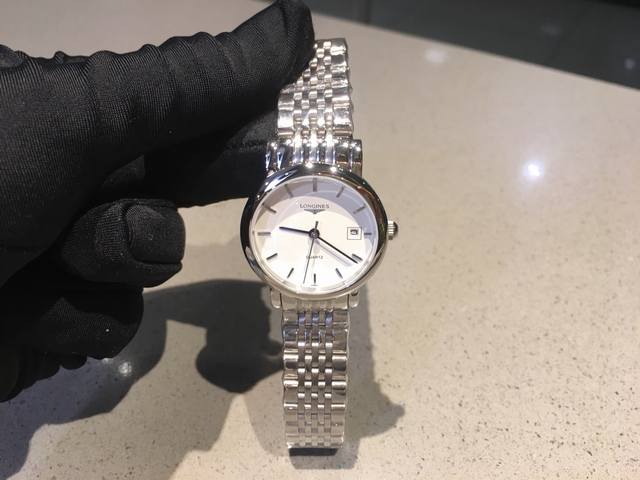 发货实拍，Love浪琴Longines顶级情侣石英腕表 博雅系列 进口石英机芯，316精钢表壳，直径：男装39Mm女装28Mm， 优雅 是浪琴的基本价值观，品牌