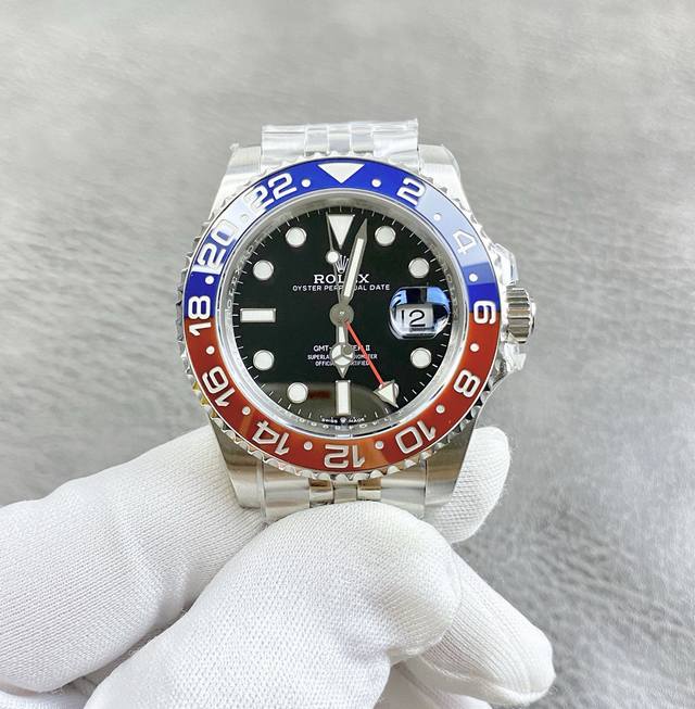 劳力士格林尼治系列，搭载3285机芯！40Mm直径，红蓝可乐圈可乐圈，更换了Ean厂V4圈口！厂出品，出货实拍