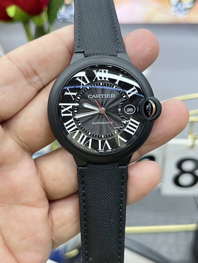 卡地亚 黑武士 蓝气球42Mm