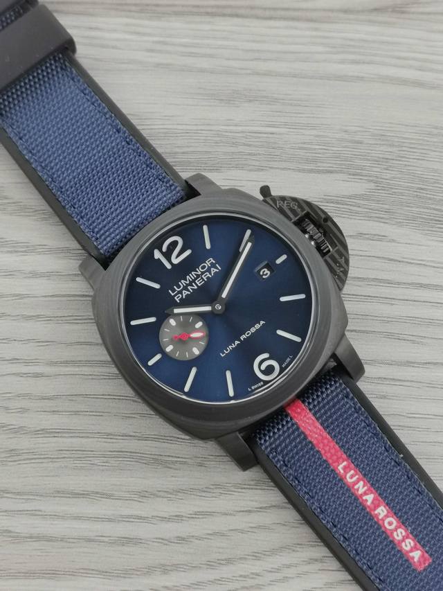 Sj出品 品牌：沛纳海--panerai Luminor 系列pam 1408 类型：男士顶级腕表 机芯：全自动机械机芯 表壳：磨砂 镜面：矿物强化玻璃 皮带：