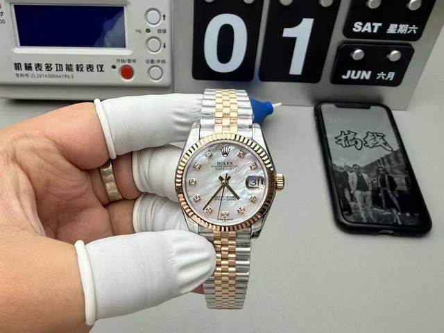 市面最高版本 Ar Factory 蚝式恒动日志型 Datejust 31Mm 定制原版机芯 一芯一码 原版日历字体 原版一致时分秒指针 顶级莫桑钻圈 字面钻全