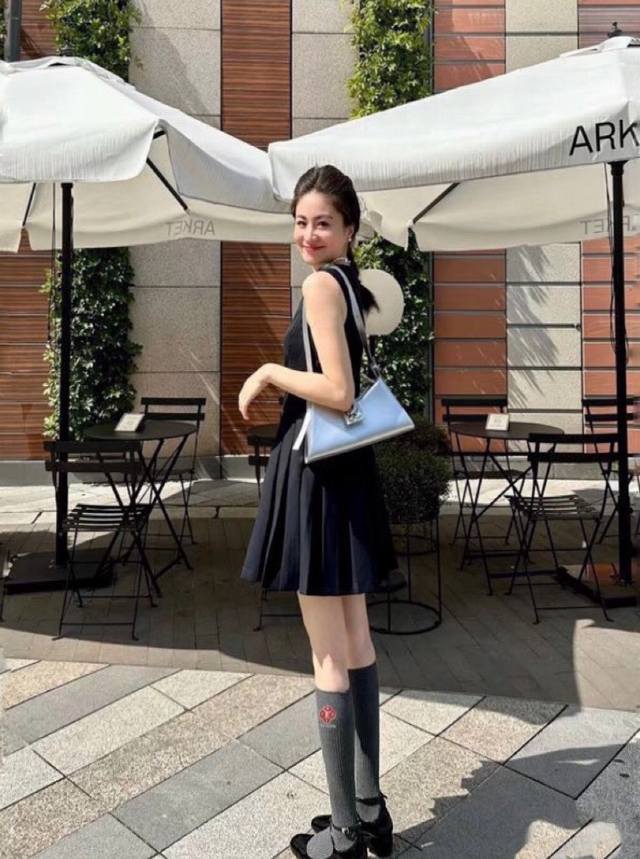 Comes with packaging DDD One pair per box DDD Louis Vuitton classic logo cotton