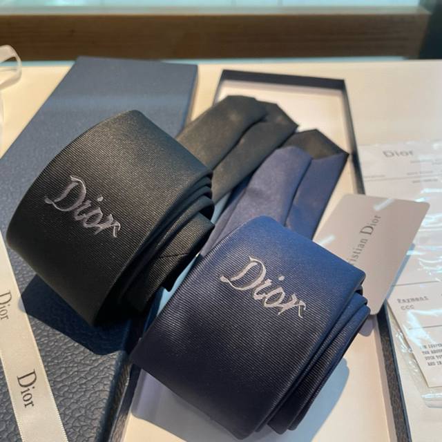 Hot Selling Item: New Dior Men's Logo Tie. A rare and exquisite choice showcasi