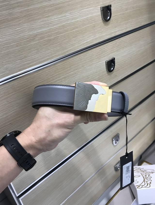 Includes boutique packaging and punch pins, same style as boutique items, real