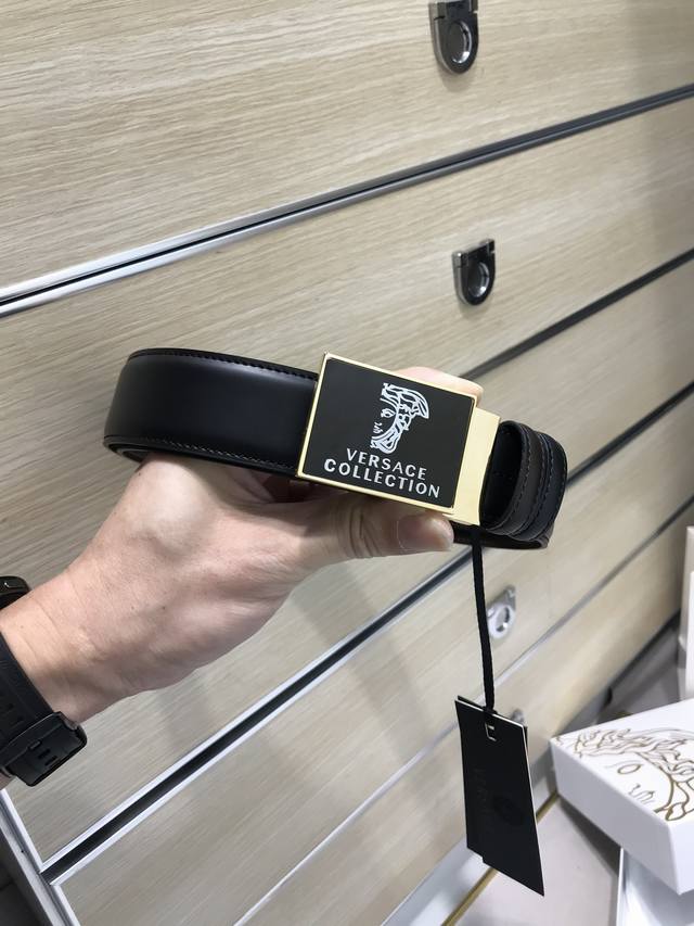 Includes boutique packaging and hole punch; same style as boutique items; real