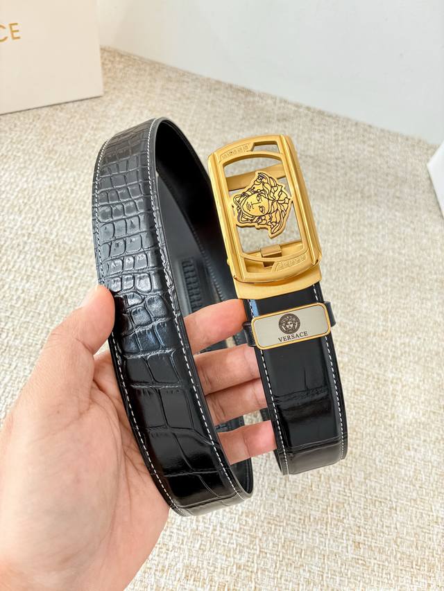 Product Name: Versace Automatic Belt DDD Model: Automatic, classic steel head b