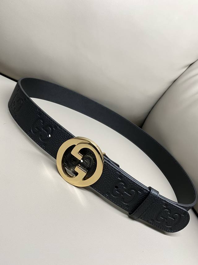 Gucci Biondie Series 4.0 Imported Cowhide Hot-Pressing Technology This belt is c