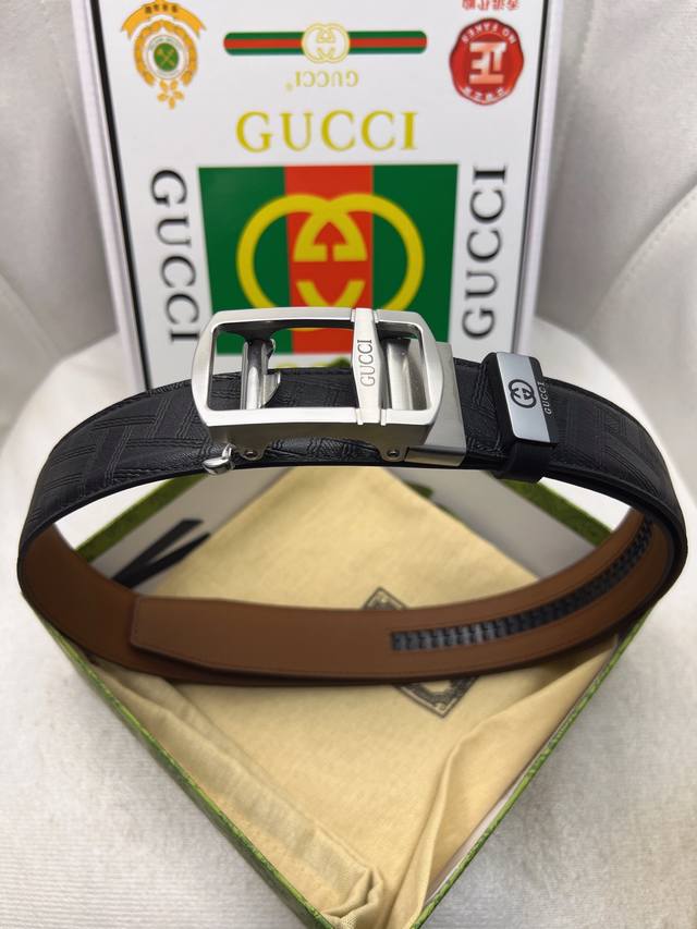 Gucci original single-piece top-grain cowhide leather with a suede texture, lin