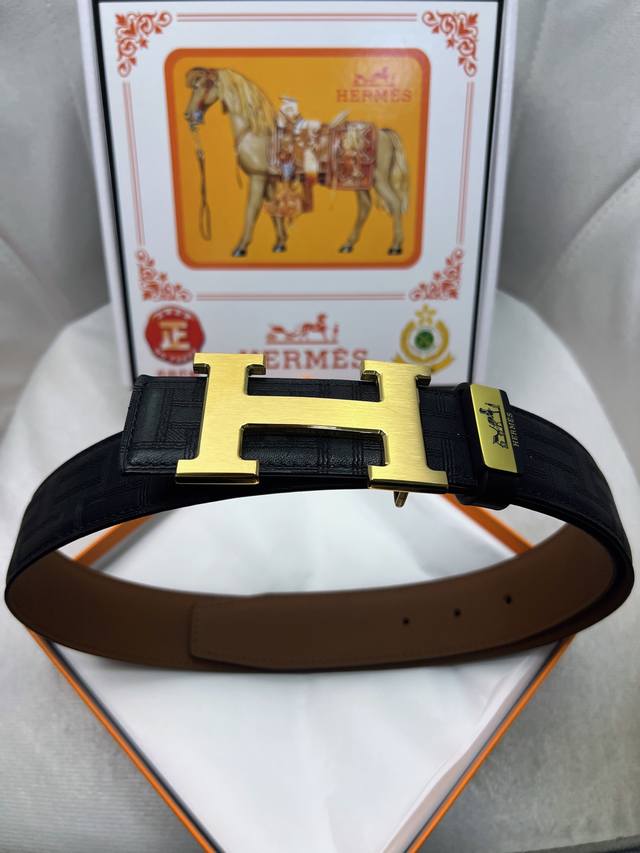 Brand: Hermes Perforated Hook Button, Original High-End Quality, Synchronized w