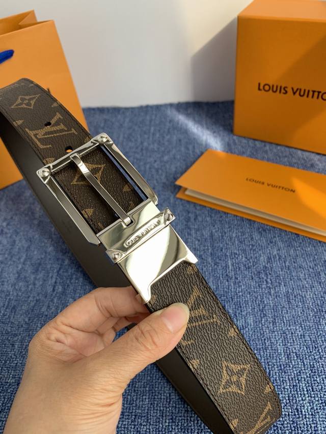 Brand: Lv 3.5cm 550113 DDD Description: This belt features an Lv buckle with a