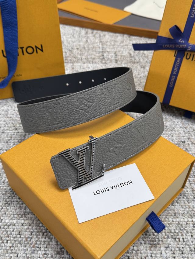Louis Vuitton LV belt with pebbled embossed pattern, original factory hardware,