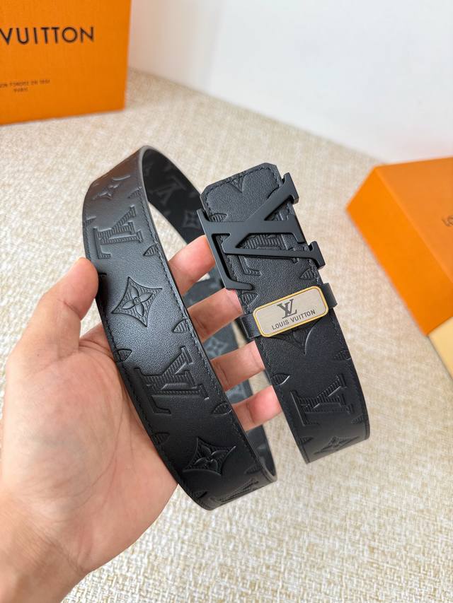 Product Name: Louis Vuitton Belt - Original Single Belt Model: Hook buckle, clas