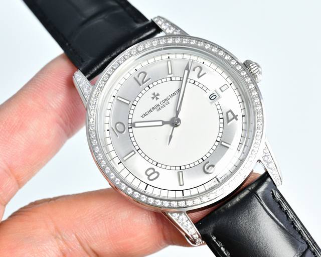 白钻 金钻2080 Tw 2026年最新新新爆款 百达翡丽 市场最高版本腕表！Tw制表师团队历时12个月精心设计，敢为人先，突破多层技术瓶颈，力求完美！ 表壳