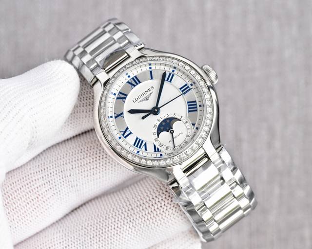 Kb Factory 浪琴心月星辰腕表 X璀璨星辰，腕间永恒 DDD 让每个抬手都是高光时刻 明星同款 DDD 晶莹美钻环绕表盘，如星辰坠入眼眸 DDD 白色搭