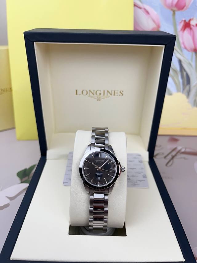 时尚石英女款 浪琴 经典绝美女款，优雅而至气质至上采用进口石英机芯，抗磨损双卜蓝宝石水晶玻璃，316精钢表壳，散发独特的绚丽色彩魅力，熠熠生辉，光芒四射。精钢表