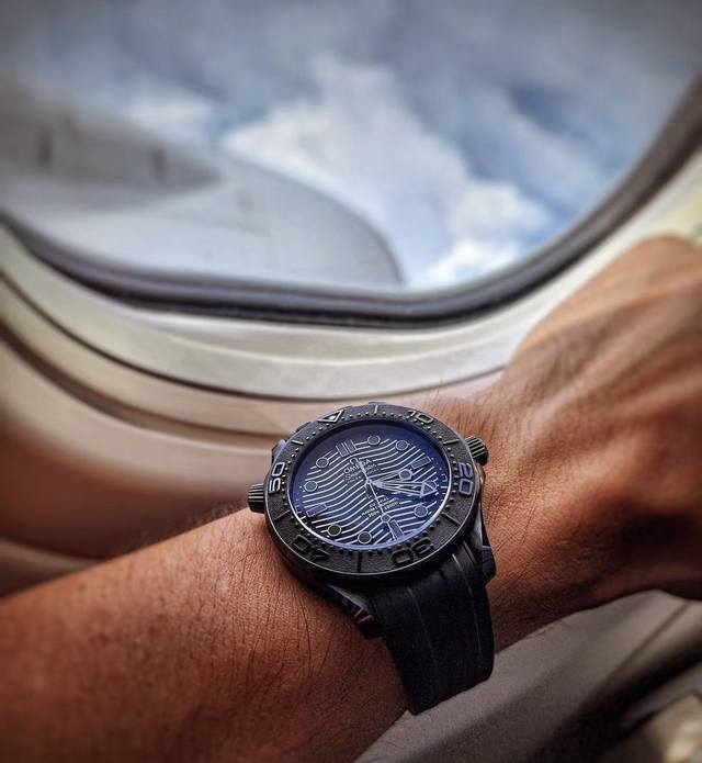 欧米加海马300新的一年 海纳百川 马达成功 DDD 戴着海马探索世界，记录每一刻的美好时光 DDD