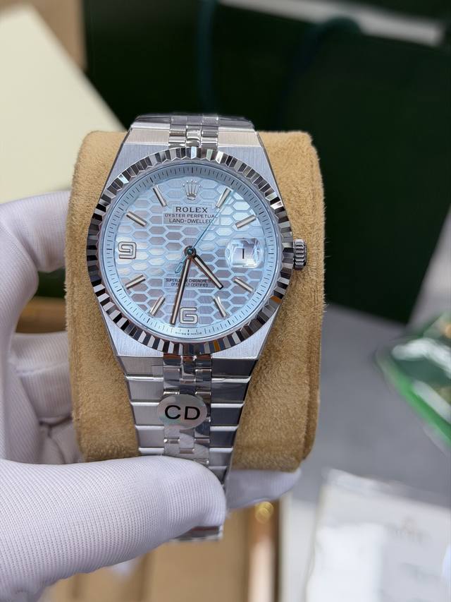 独家实拍图 DDD Rolex Automatische Schweizer Maschinen DDD 型号M127336-0001 DDD 公价￥P5501