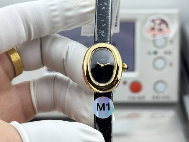 牛皮: ，鳄鱼皮+50 DDD M1 Factory 卡地亚迷你浴缸，Cartier Mini Baignoire 长在每个人心尖上的审美。玲珑小巧却有极具辨识