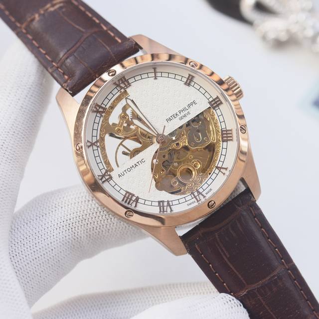 尊享价： 品牌：百达翡丽-patek philippe 类型：男士腕表 壳套：顶级版316精钢L 表带：进口小牛皮 316精钢表带 机芯：全自动进口机械机芯 镜