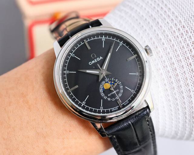 白 -金 。 店家主推爆款 ②⑥殴米茄蝶飞系列男士腕表．腕表月相系列,秉持了百达翡丽的一贯传统，更唯美的结合了6字位日历与被表友热捧的日月星相，无论是经典隽永的