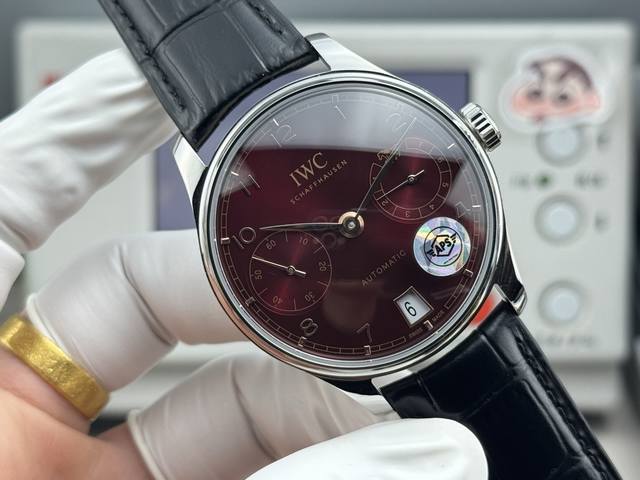 v1 -V2一体机 Aps出品2026新品隆重登场，2026年马年特别款，这只表让你马到成功！戴它必定，马到成功！ 万Guo葡萄牙系列七日链腕表，集时分针、日期