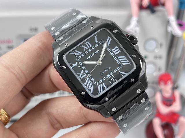 9015机芯50 Bvf Factory出品 男装大号-卡地亚新款山度士 表壳：316材质39.8X47.5X9.08 表盘.表针：罗马字体12道印刷凸高工艺搭