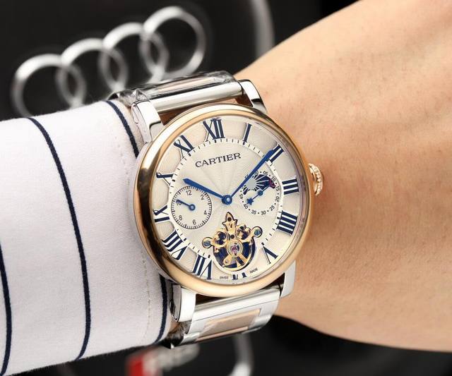 白 玫 钢带+20。卡地亚-Cartier 精品男士腕表，劲爆镂空设计，技艺精湛，独具匠心，尊贵大气，绅士风范。采用全自动机械机芯，顶级316精钢表壳，进口小牛