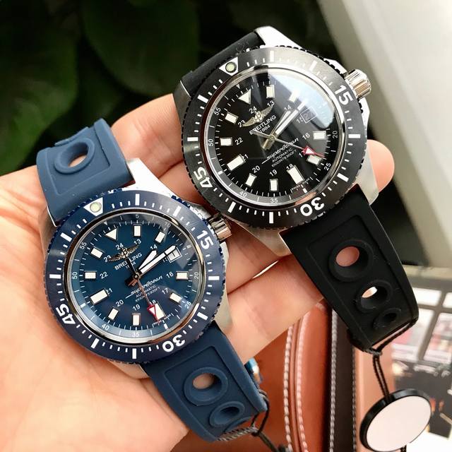 新款陶瓷圈到货啦！越用越亮！爆款硬货，百年灵超级海洋文化系列机械男表！原厂后盖贴膜，独家现货首发，1000米深度潜水表，带减压阀！44Mm表径！原装eta282
