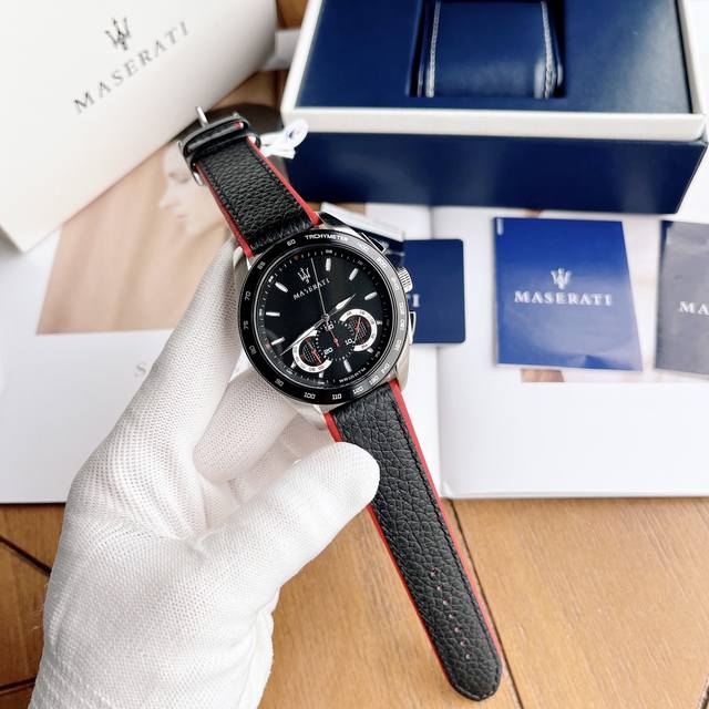 独家首发批 。玛莎拉蒂 Maserati 原厂流出 几十个 数量不多 爆款来袭 火热登场 菱角有致 霸气十足[月亮]登场！ 表经43Mm 厚度12Mm 男款机芯