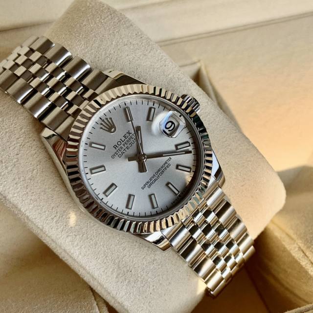 顶级复刻批 配盒 劳力士31Mm日志最新版劳力士rolex女表蚝式日志型腕表 三码合一 劳力士进网二维码款号、机身编码、保修卡三码一一对应 1：原装开模，表壳直