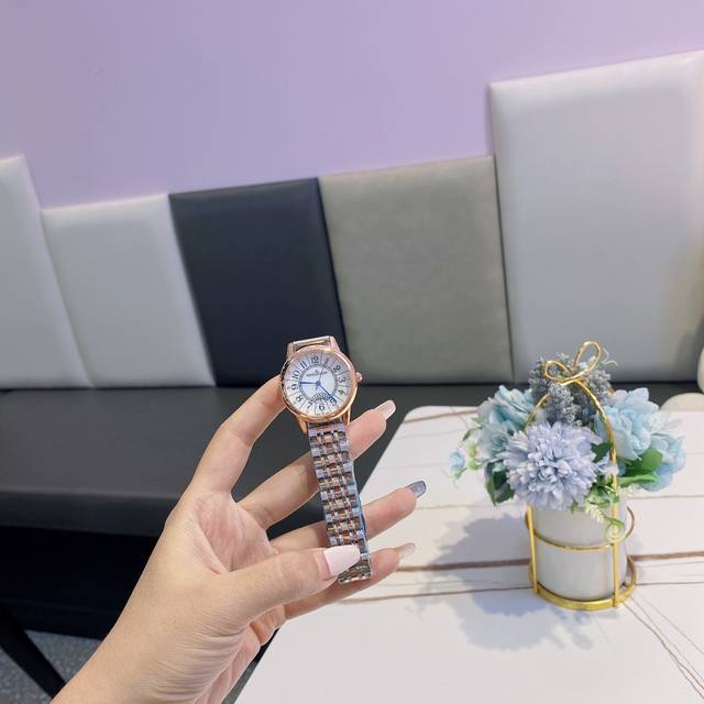 热播剧三十而已 顾佳同款！积家-Jaeger-Lecoultr积家约会系列约会大师 日历款 表盘立体太阳纹路、标字浮现出立体效果！矿物质镜面，进口石英机芯，实心