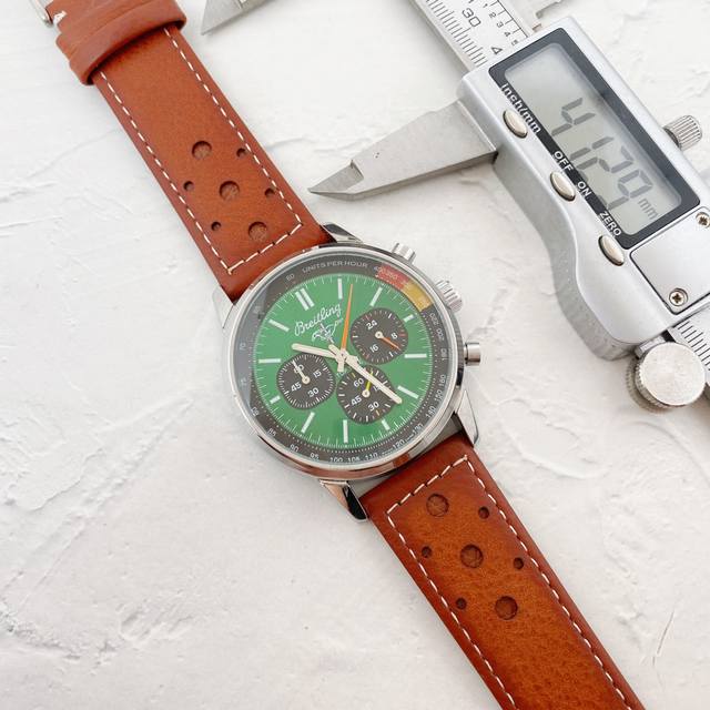 品牌：百年灵 多功能计时最新运动款，矿物质玻璃，316L精钢，表径42Mm、厚度10Mm！蓝宝石玻璃镜面防水300米！专柜全套包装，商务型，送礼，自戴都不错全系