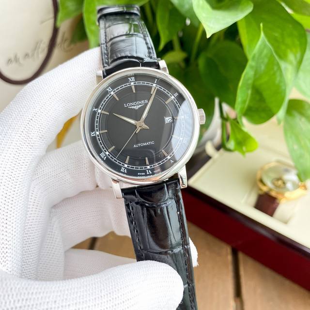 金白同价：皮带 ，钢带 品牌：浪琴-Longines 类型：男士腕表 壳套：顶级版316精钢l 表带：316L精钢表带 进口小牛皮表带 机芯：全自动机械机芯 镜