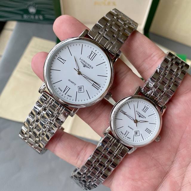白 金 钢带+20。浪琴-Longines精品情侣对表携手而来，简约精致，品质精湛，热卖全城。采用进口石英机芯，顶级316精钢表壳，进口小牛皮表带，矿物质超强镜