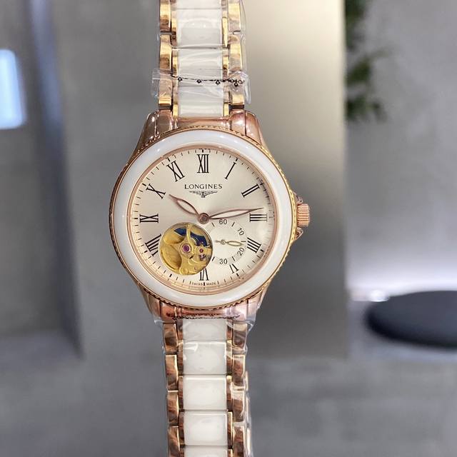 皮带 钢带 经典款式 永恒不变 品牌：浪琴-Longines 款式：精品女士腕表 机芯：进口西铁城机82S0 壳套：316精钢壳套，蓝宝石镜面 直径：34Mm