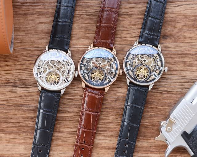 白 金 钢带20 男人挚爱 星辰腕表 最新 ：江诗丹顿最佳设计独家首发 类型 ：精品男士腕表 表带 ：真牛皮 316精钢表带 机芯 ：高端全自动机械机芯 镜面